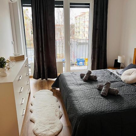 Old Town City Center Apartment 1 - Private Parking Included Košice Εξωτερικό φωτογραφία