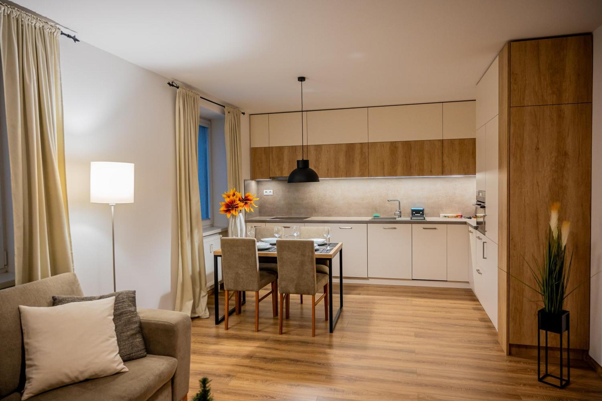 Old Town City Center Apartment 1 - Private Parking Included Košice Εξωτερικό φωτογραφία