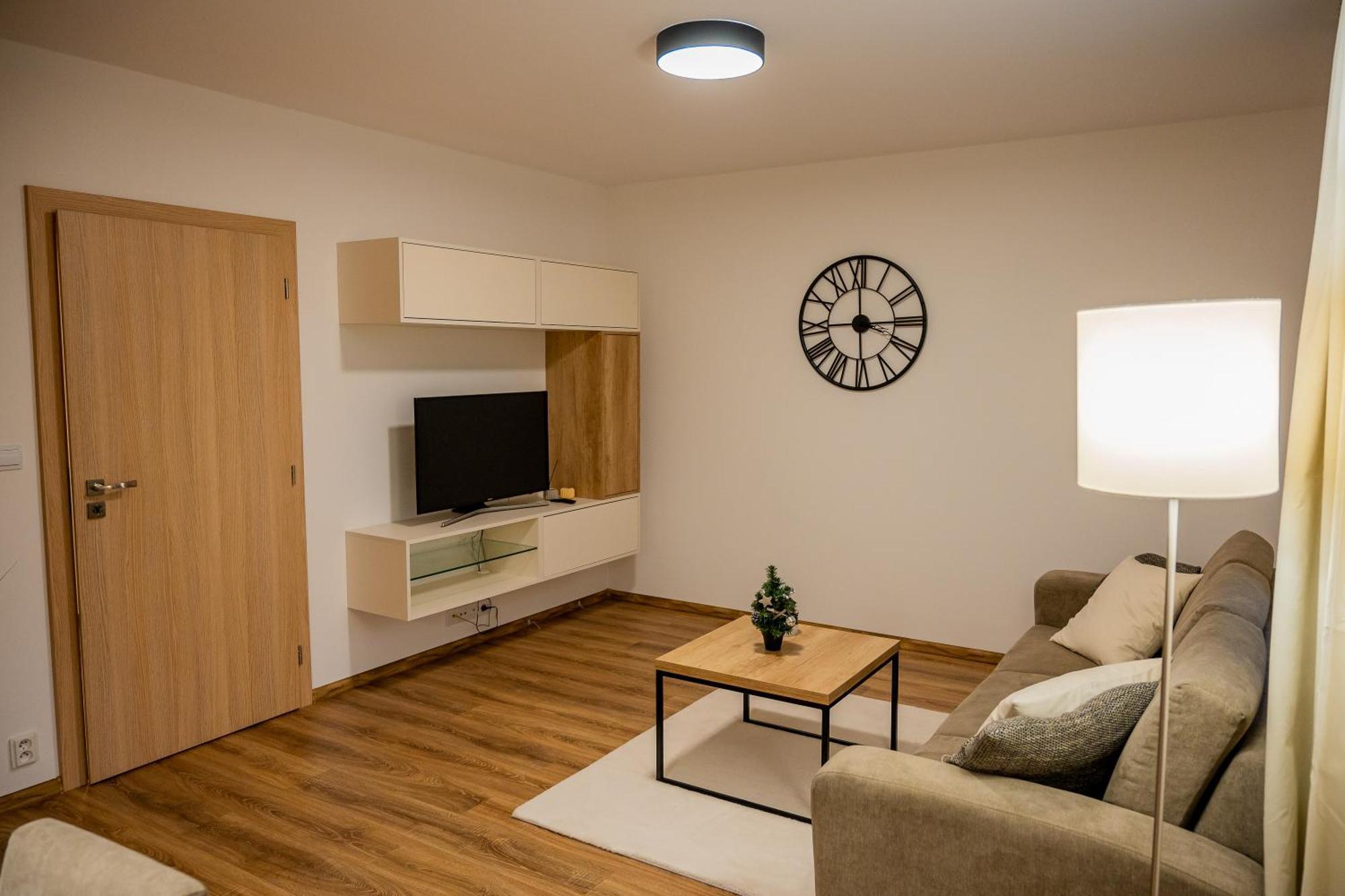 Old Town City Center Apartment 1 - Private Parking Included Košice Εξωτερικό φωτογραφία